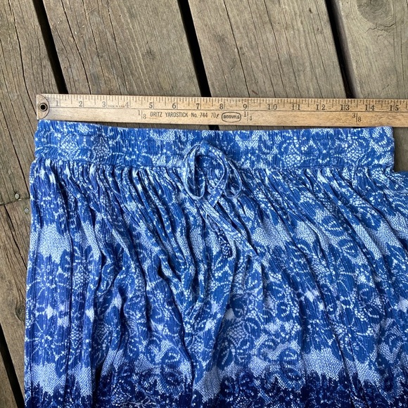 VINTAGE Skirt COLLECTIONS Floral Maxi Midi Boho Blue White Size Medium Stretches - Picture 4 of 10